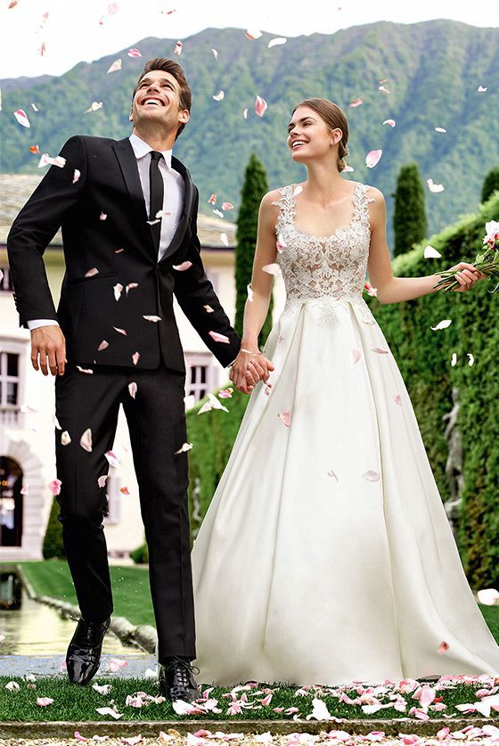 Affordable Wedding Dresses Designers Awesome Romantic and Traditional Wedding Dresses