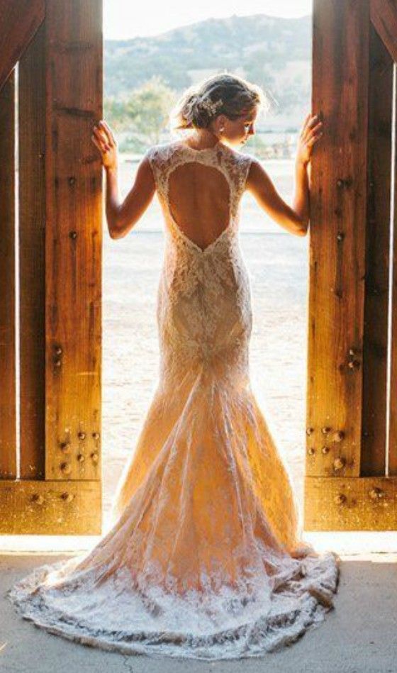 Barn Wedding Dresses Inspirational 20 Best Country Chic Wedding Dresses Rustic & Western