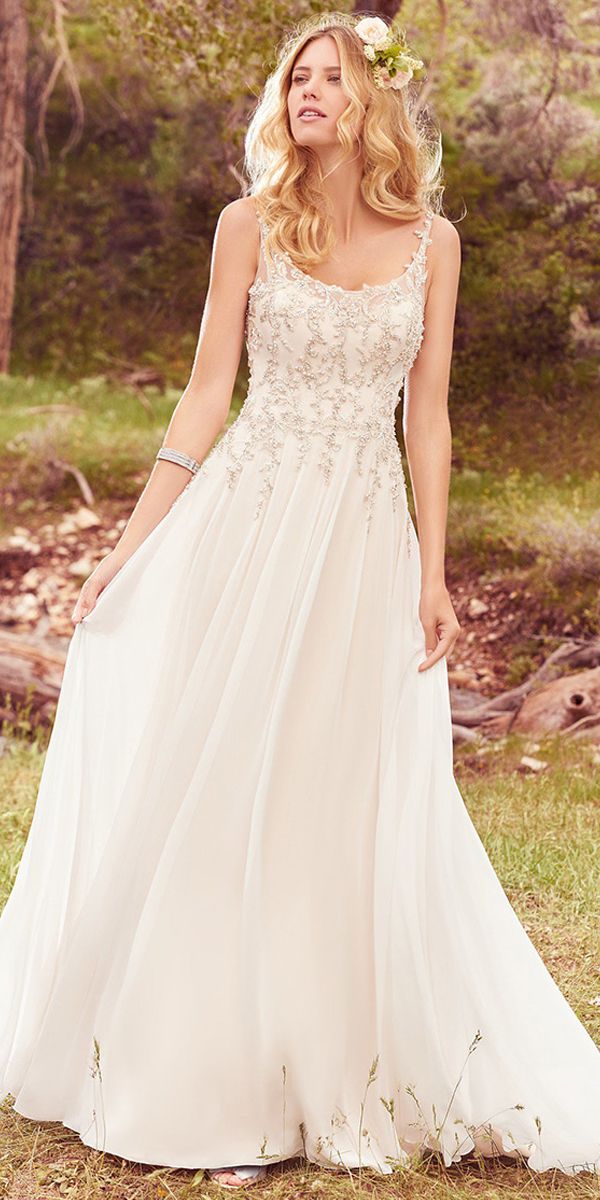 Color Embroidered Wedding Dress Fresh Flowing Tulle & Chiffon Spaghetti Straps Neckline A Line