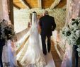 Farm Wedding Dresses Lovely Western Wedding with Rustic Décor at the Oldest Barn In Iowa