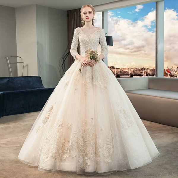 French Wedding Dresses Luxury Mian Wedding Dress 2018 New Bride Long Sleeved V Neck Shoulder French Chanpagne Color Trailing Tail Female Winter Plain Wedding Dresses Y Wedding