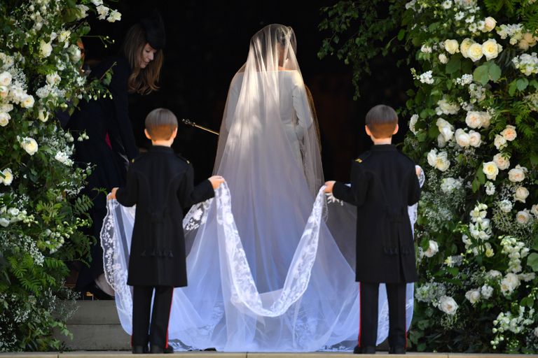 Givenchy Wedding Dresses Lovely Full Look Of Meghan Markle S Givenchy Royal Wedding Dress