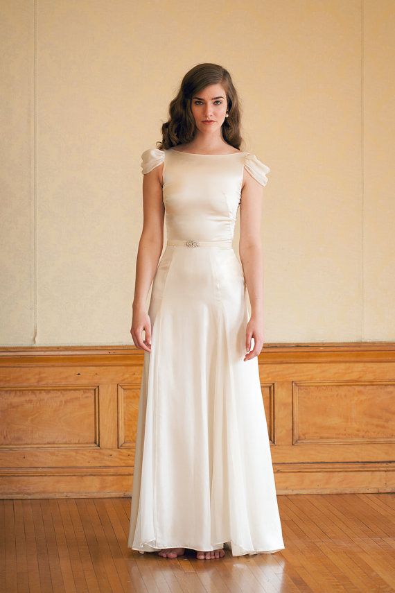 Hitherto Dresses Inspirational Retro Wedding Dress Cap Sleeve Wedding Dress Ivory Silk