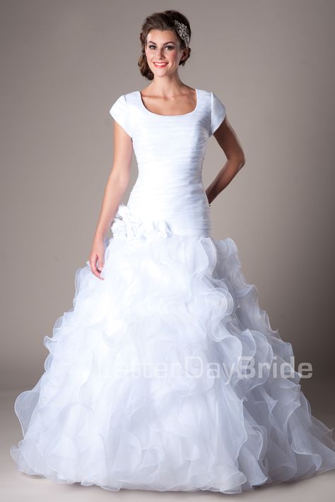 d35df6e5ea8827ca6a7296d4551 modest wedding dresses bride dresses
