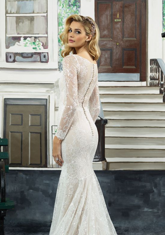 Long Wedding Dresses Luxury Style 8959 Beaded Chantilly Lace Long Sleeve V Neck Gown