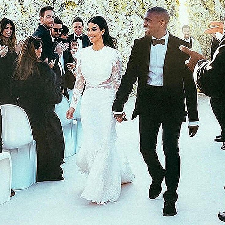 Kim Kardashian Wedding Dress Kanye West 58b8cddb3df78c353c