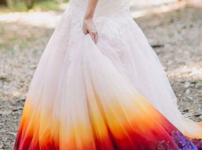 Orange and White Wedding Dress Awesome the Wedding Dress that Has the Internet Divided