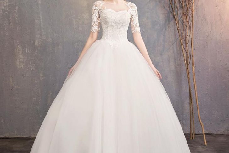 Philippines Wedding Dresses Unique New Vintage Lace Half Sleeves Ball Gown Wedding Dresses Sheer Neck Sweetheart Lace Appliques Bridal Gowns Custom Made Wedding Gowns