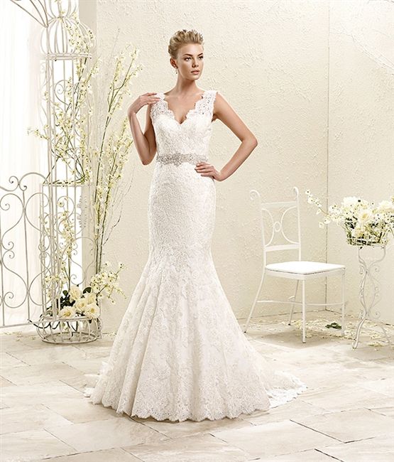 Satin Fitted Wedding Dress Inspirational Pretty V Neck Lace Wedding Dress 2017 Romantic Corded Lace