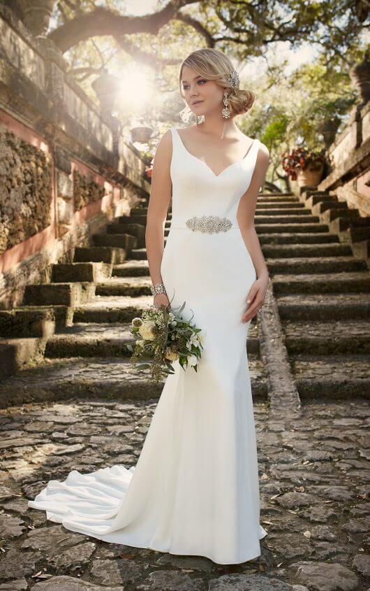 Scalloped Lace Wedding Dresses Inspirational Modern Classic Wedding Dresses