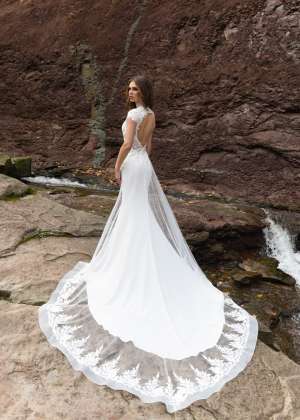 Short Lace Wedding Dresses Inspirational Confetti & Lace