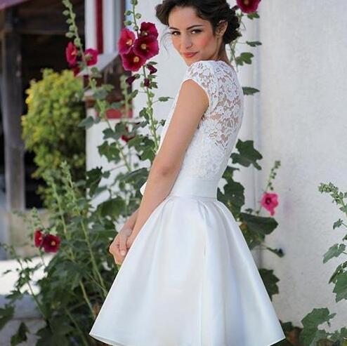 Short Wedding Dress with Pockets Lovely Discount 2019 Summer Simple Lace Applique A Line Short Wedding Dresses Pockets Sweetheart Backless Wrap Bridal Gowns Ball Gowns Cheap Beautiful