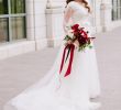 Simple Modest Wedding Dress Elegant Discount Long Sleeves Wedding Dresses Modest 2017 Simple Lace Tulle Mature Bride Wedding Gowns Informal Outdoor Beach Bridal Gowns Custom Made Gowns