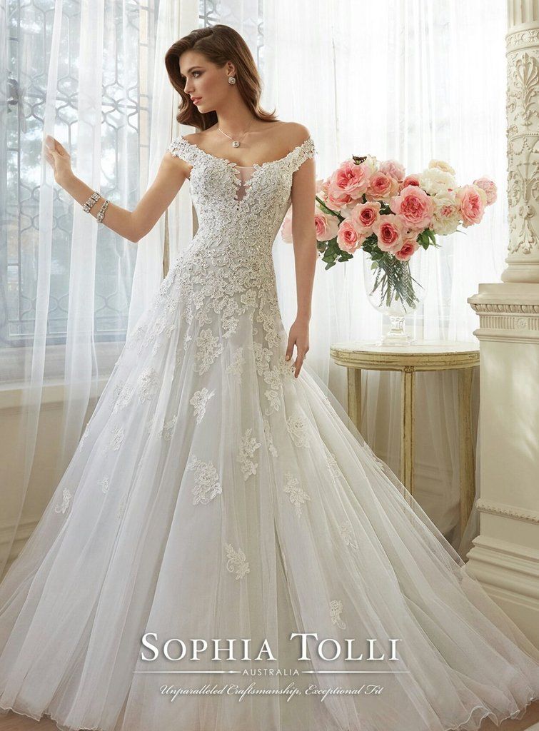Size 16 Wedding Dress Beautiful sophia tolli Vasya Size 16 New Wedding Dress Front View On