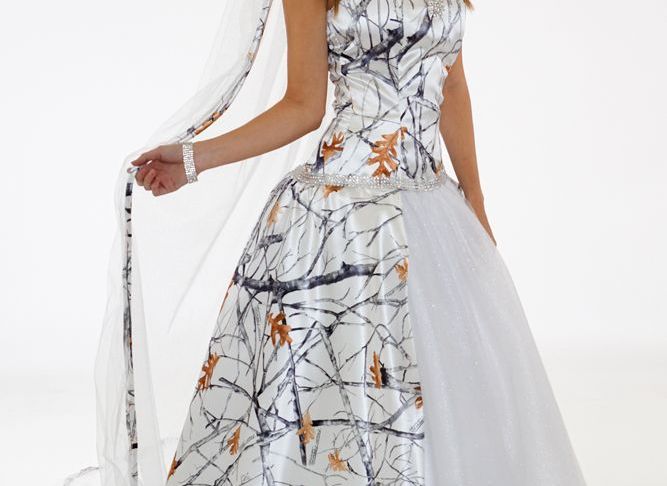 Snow Camo Wedding Dresses Unique True Timber Snowfall Camo and White and Silver Glitter Net