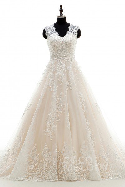 Stretch Lace Wedding Dress Elegant Vintage Wedding Dresses by Lb Studio