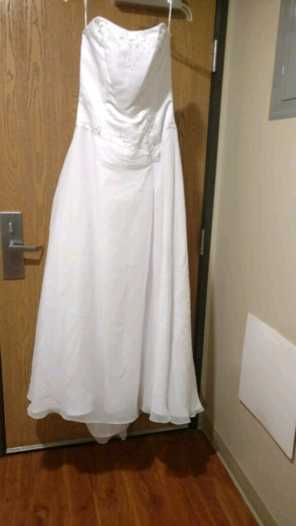 Td Wedding Dresses Elegant Wedding Dress by Eden Bridals Size 10