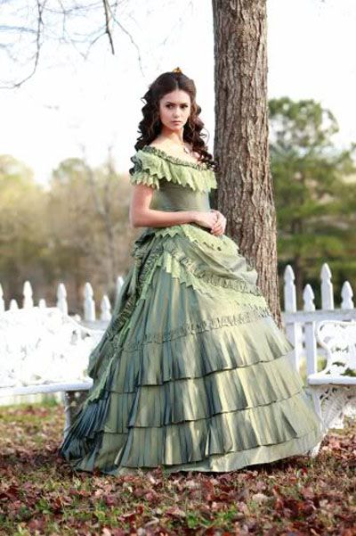 Vampire Wedding Dresses Elegant Katherine Pierce Nina Dobrev In Green Ball Gown In the