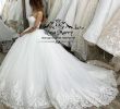 Vintage Beaded Wedding Dress Luxury Princess Vintage Lace Ball Gown Wedding Dresses 2019