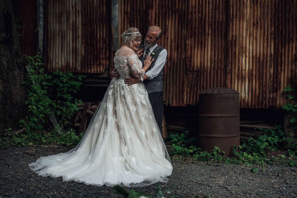 Wedding Anniversary Dress Beautiful Grapher Captures Her Own Grandparents In Stunning