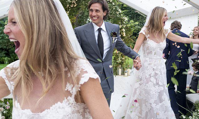 Wedding Dress Creator New Gwyneth Paltrow Shares First Picture Of Her Wedding to Brad