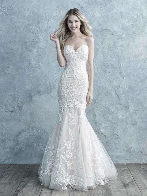 Wedding Dress Ivory Beautiful Allure Bridals 9678 Champagne Ivory Size 22