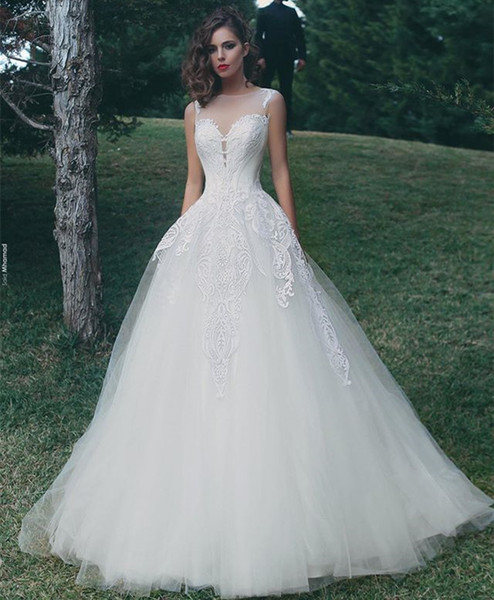 Wedding Dress tops Luxury Discount 2018 Sheer Mesh top Lace A Line Wedding Dresses Tulle Applique Floor Length Wedding Bridal Gowns A Line Wedding Dresses with Cap Sleeves