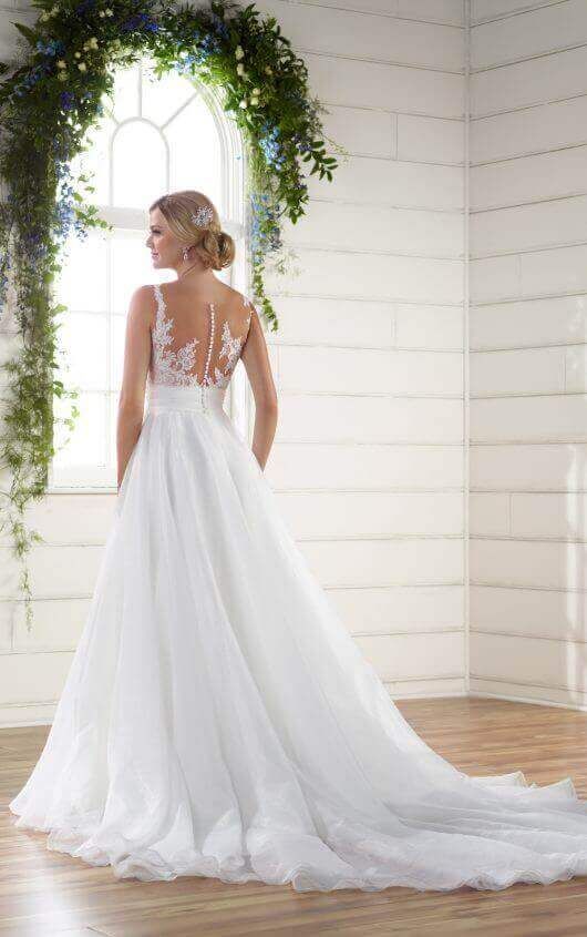 Wedding Dress tops New Unique asymmetrical Neckline Wedding Dress