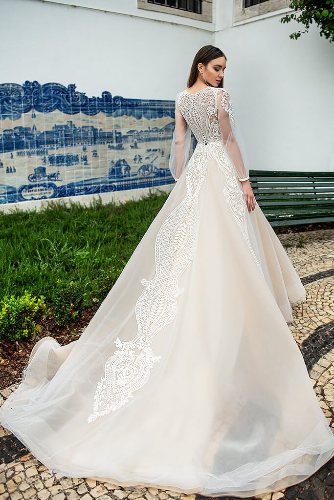 Wedding Dresses Fresno Elegant Lexie Wedding Dress by Oksana Mukha