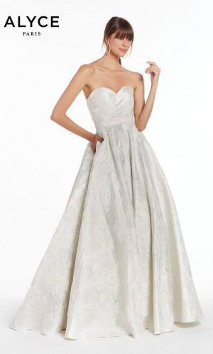 alyce paris 1436 sweetheart neckline formal gown 01 581