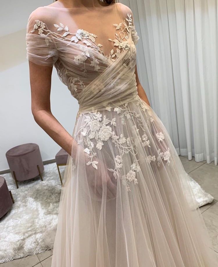 Wedding Dresses Not White New Pin by Lily Mcaleer On Dresses In 2019