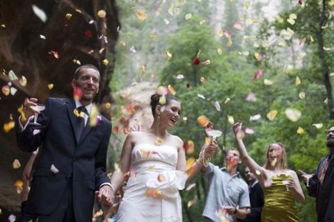 Wedding Dresses Rental Los Angeles Elegant Mother Of the Bride Nightmares – Wedding Dress Disasters