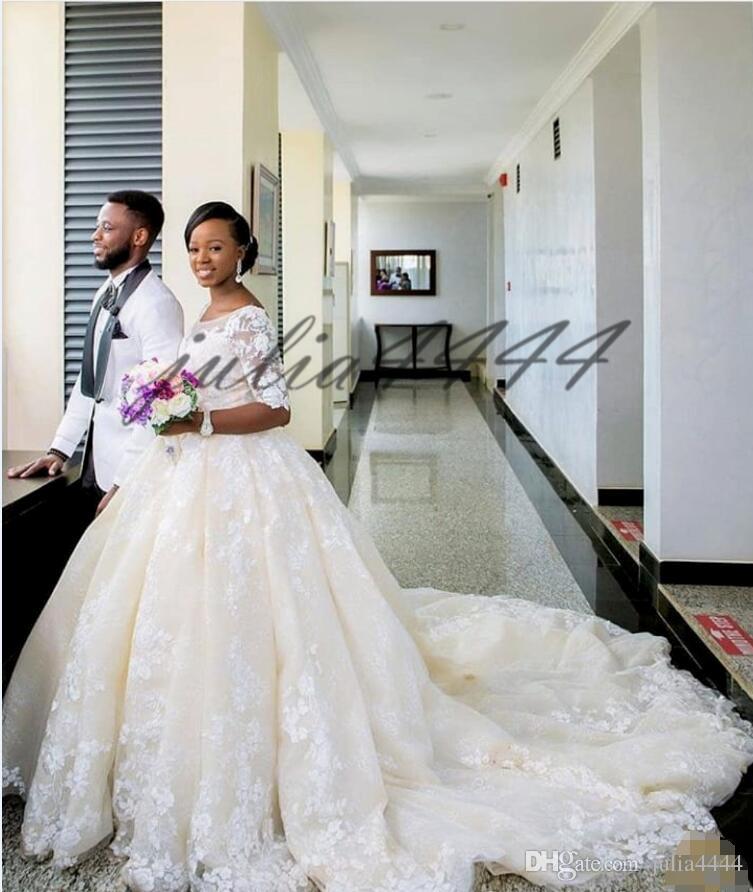 Wedding Lace Dresses New White Lace Wedding Dresses Ball Gown Jewel Neck 1 2 Long Sleeves Applique Lace Dresses Simple Temperament Ball Gown Wedding Gowns