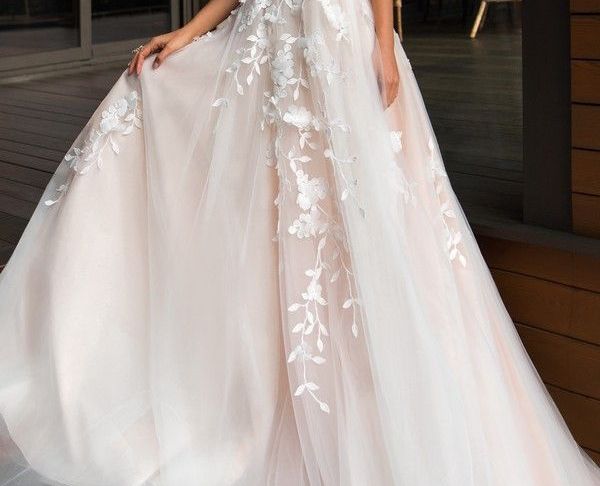 White Flowy Wedding Dress Elegant Pin On Wedding Dresses