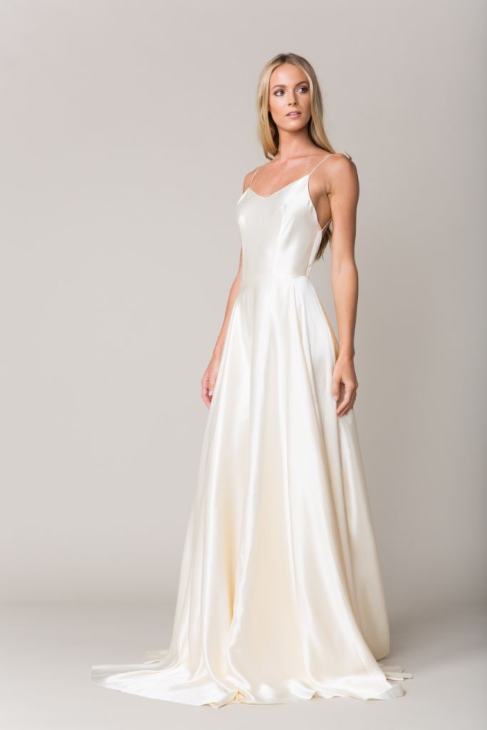White Silk Gown Luxury Wedding Dresses for Fall 2016 by Sarah Seven