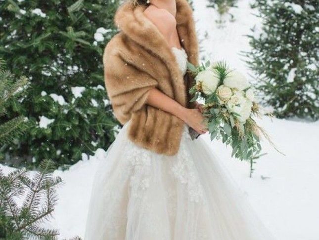 Winter Wedding Dresses with Fur Luxury 14 Winter Cover Up Ideas for Every Type Of Bride