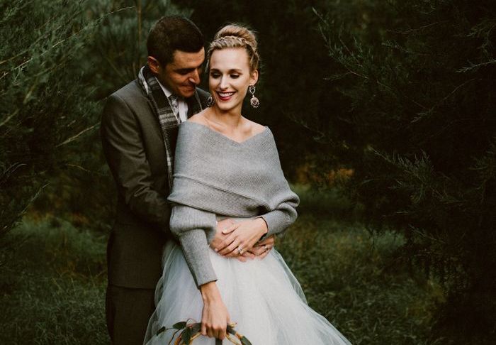 Winter Wonderland Wedding Dresses Inspirational This Cozy Winter Wedding Shoot Features A Muted Icy Color